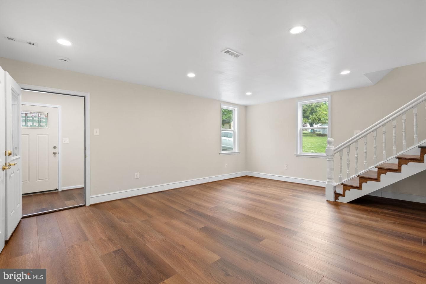 8519 Chestnut Avenue photo 29