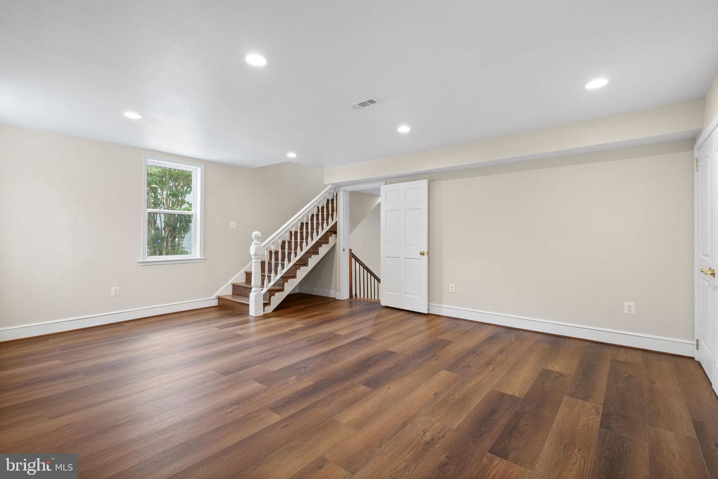 8519 Chestnut Avenue photo 30
