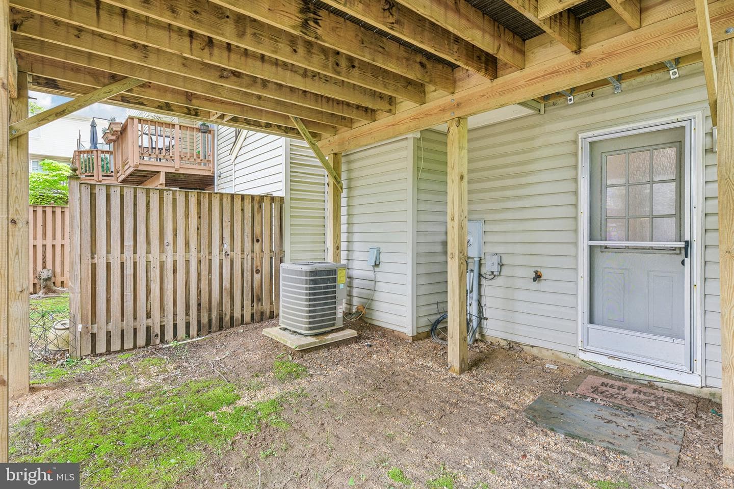 13800 Courtland Lane photo 39