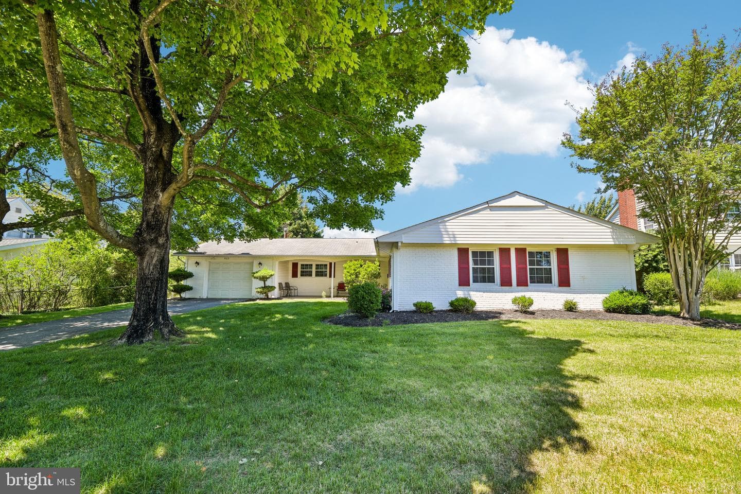 4015 Woodrow Lane