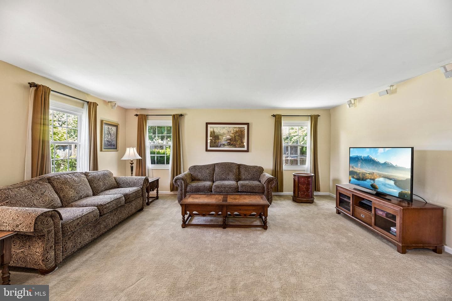 4015 Woodrow Lane photo 4