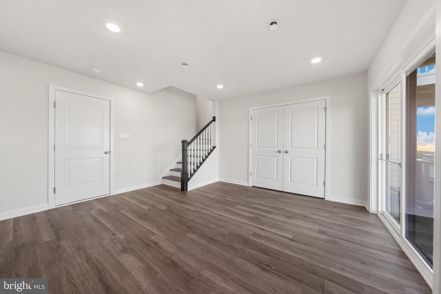 15047 Douglas Fir Lane photo 32
