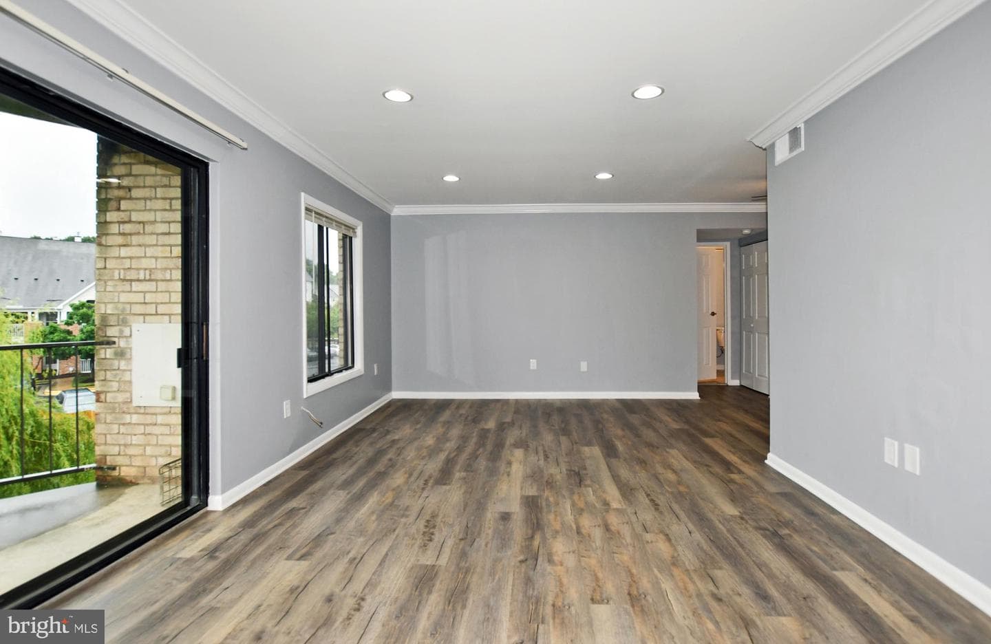 6928 Hanover Parkway #303 photo 21