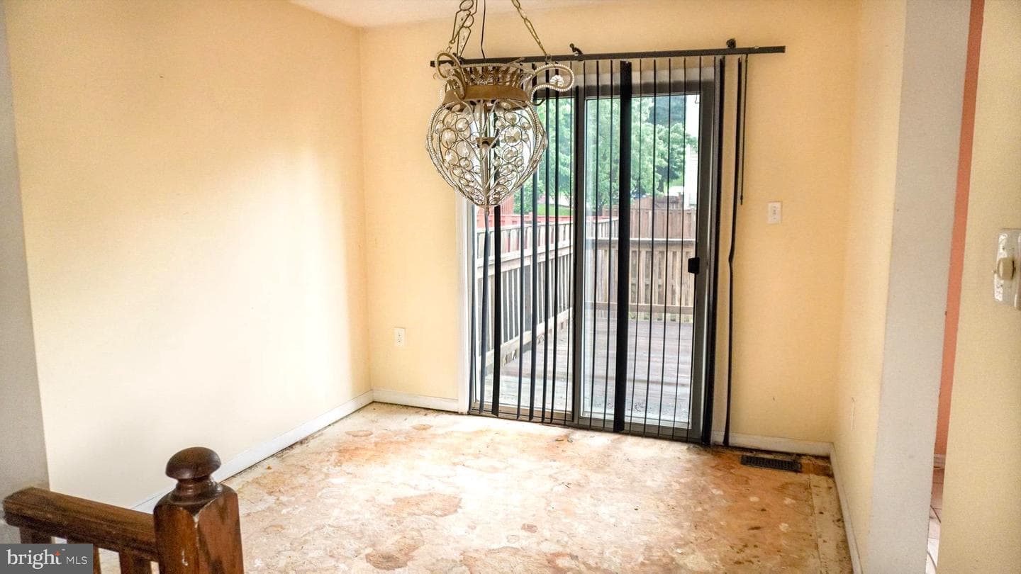 11422 Running Bear Court photo 4