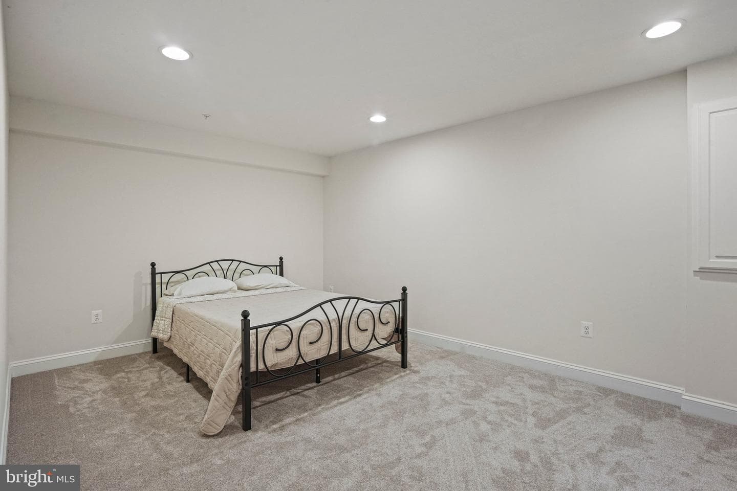 3602 Winterbourne Drive photo 46