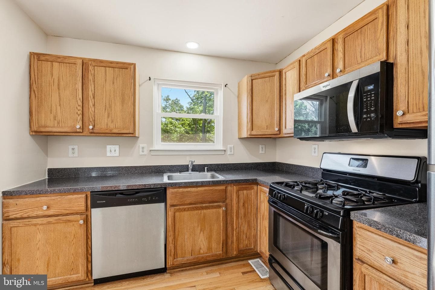 8514 Dangerfield Road photo 14