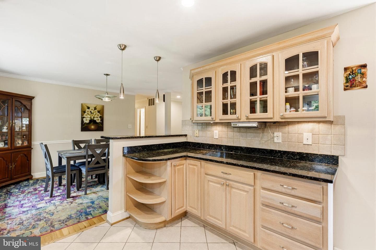 9104 Drake Place photo 16