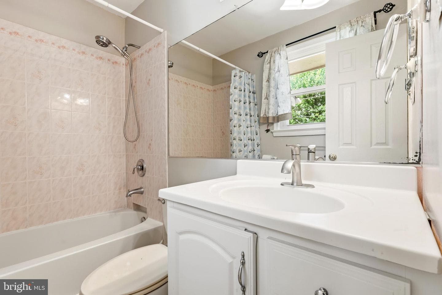 9104 Drake Place photo 24