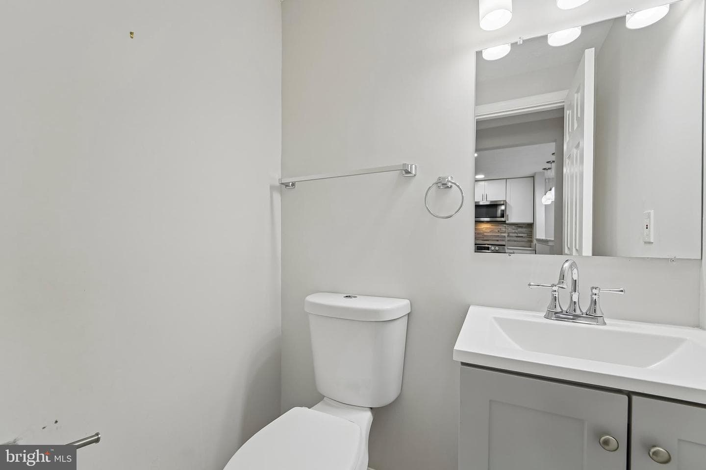 14026 Briarwood Dr photo 20