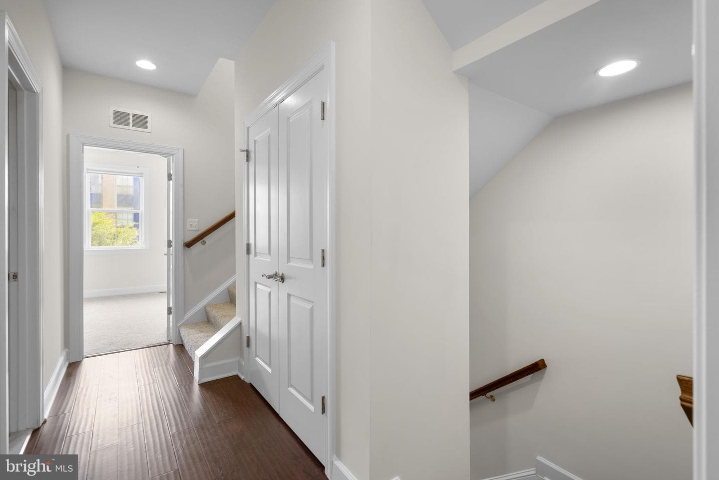4602 Woodberry Street photo 28