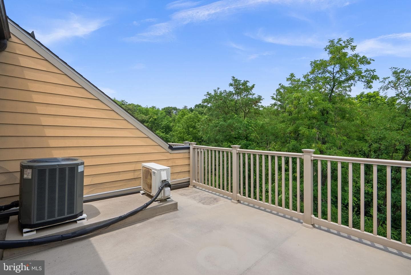 4602 Woodberry Street photo 38