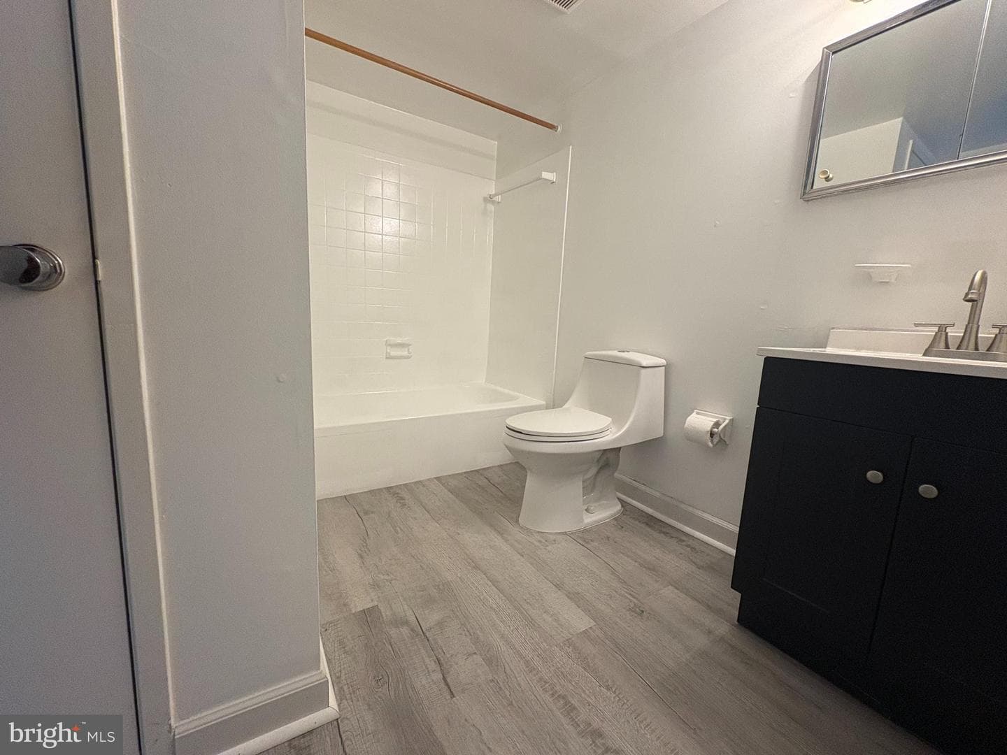 10241 Prince Place #27-203 photo 3