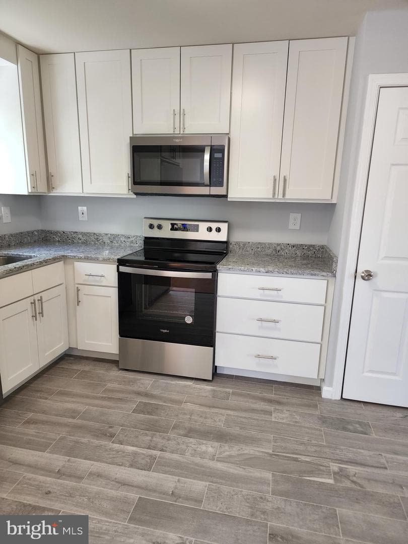 2904 White Pine Court photo 7