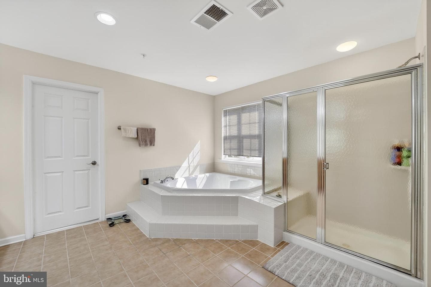 16101 Venice Road photo 40