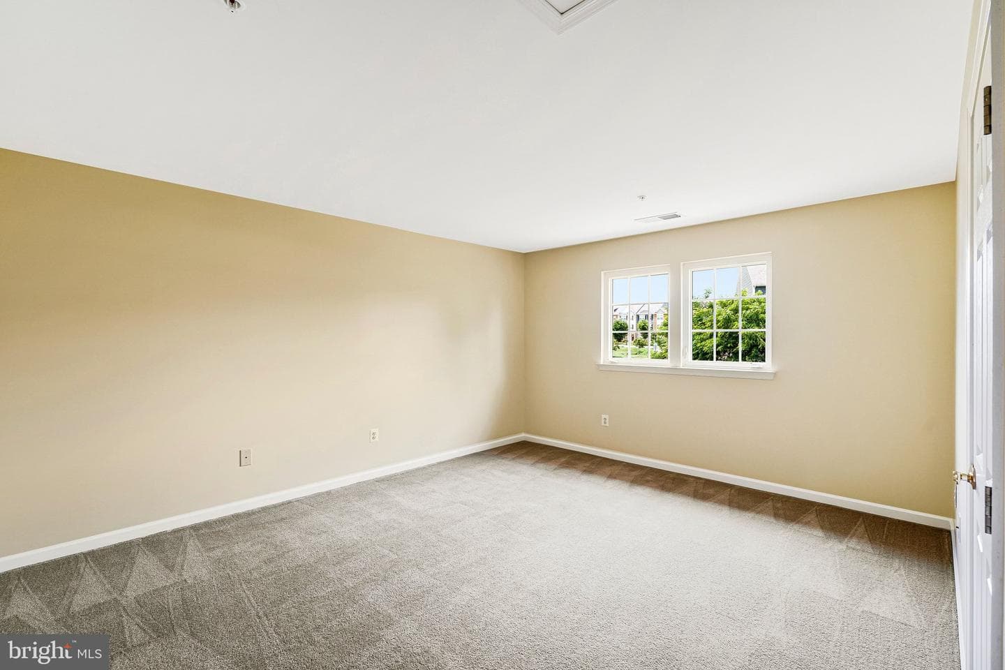 9902 Hillandale Way #17 photo 20
