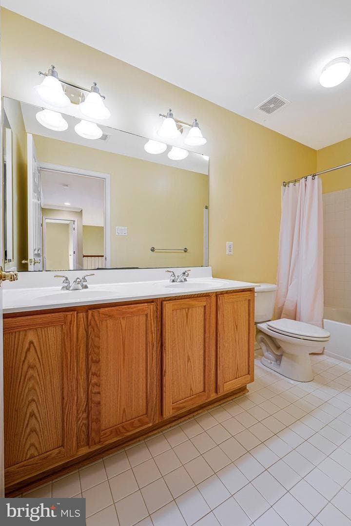 9902 Hillandale Way #17 photo 27