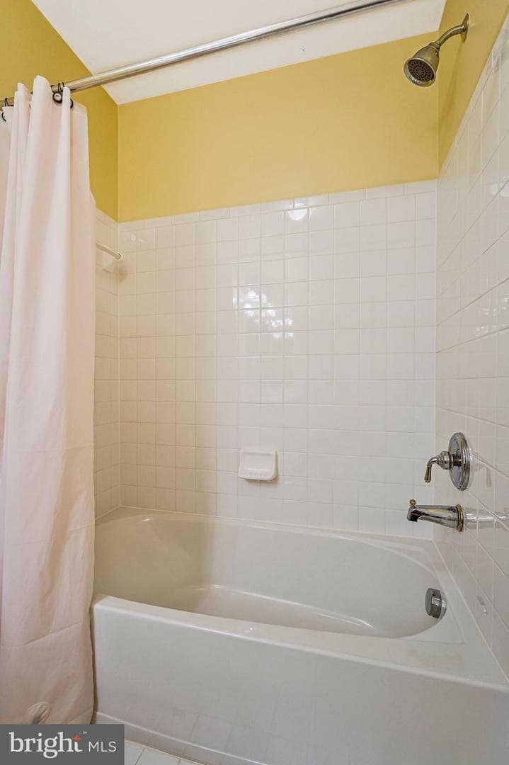 9902 Hillandale Way #17 photo 28