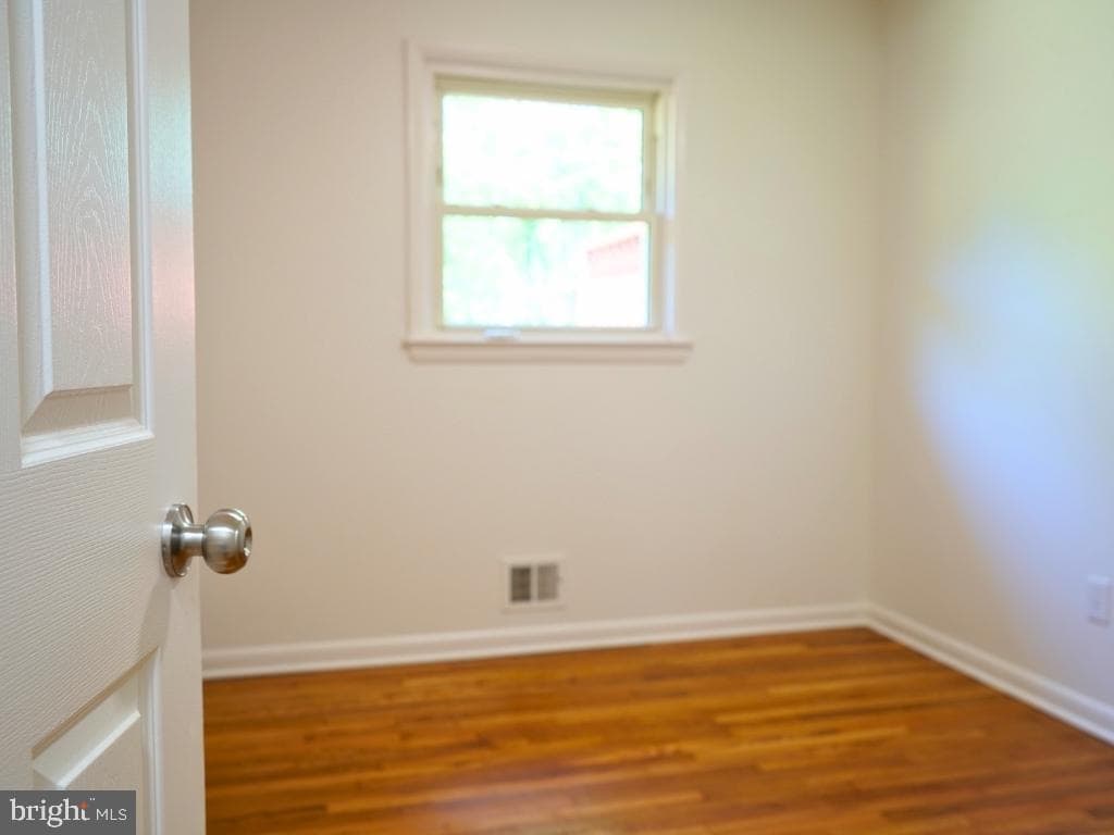 6808 Emerson Street photo 14