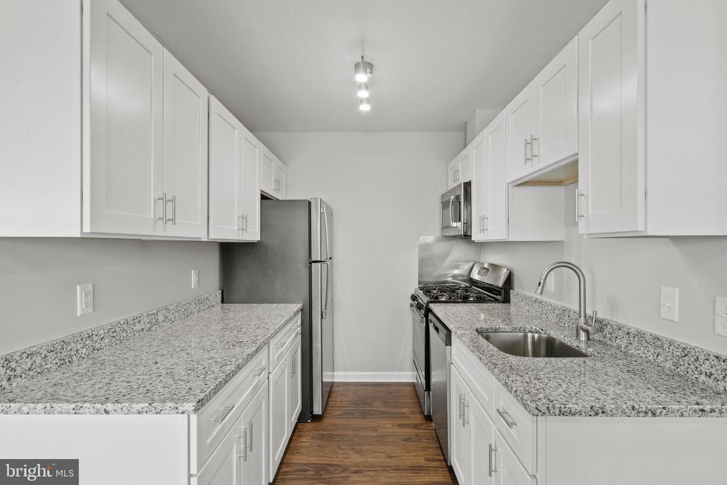 5402 85th Avenue #202 photo 11
