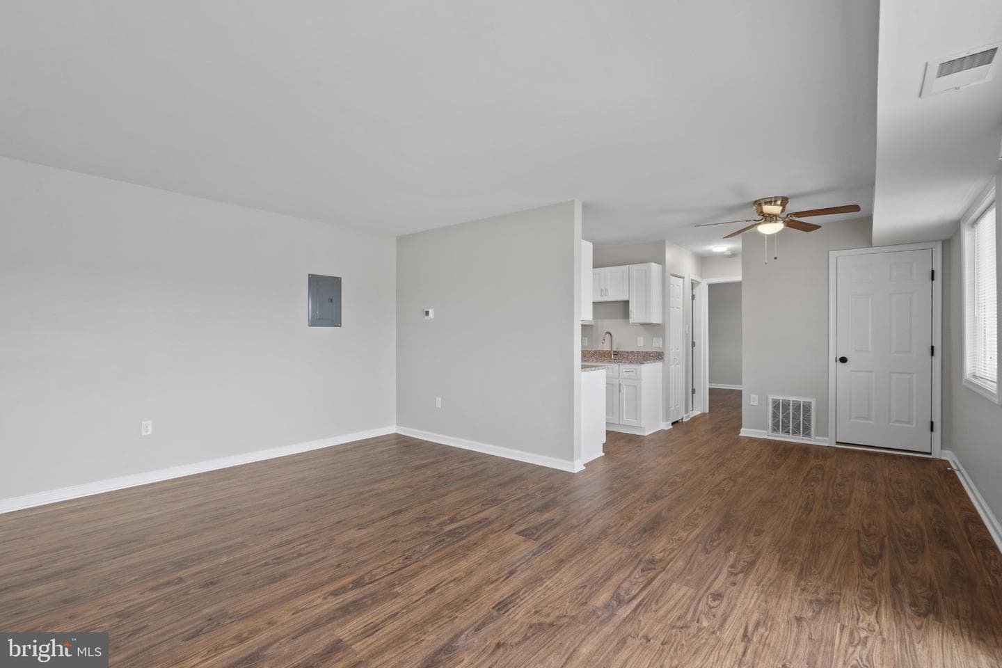 5402 85th Avenue #202 photo 7