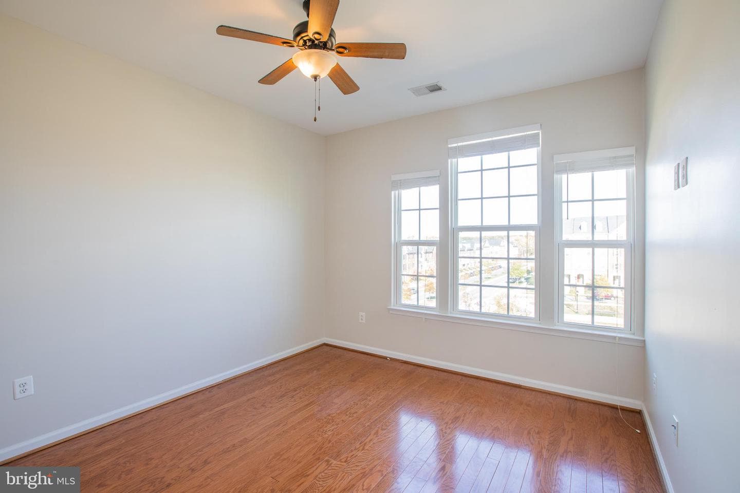 5307 S Center Drive #304d photo 32