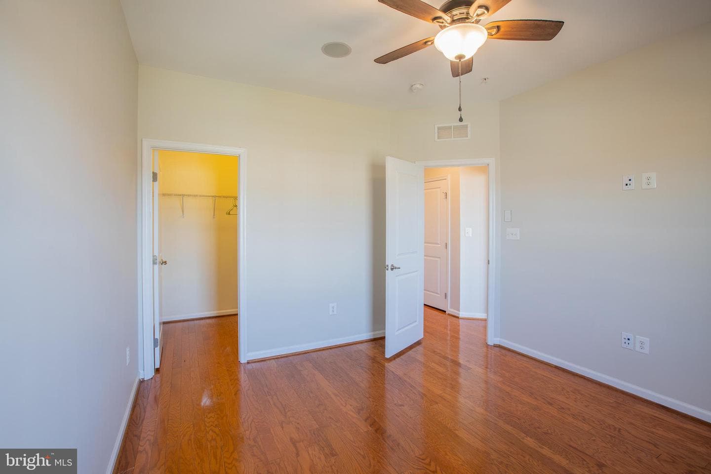 5307 S Center Drive #304d photo 36
