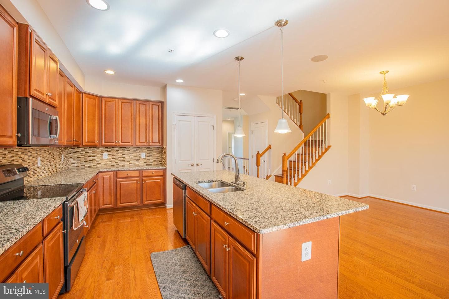 5307 S Center Drive #304d photo 6