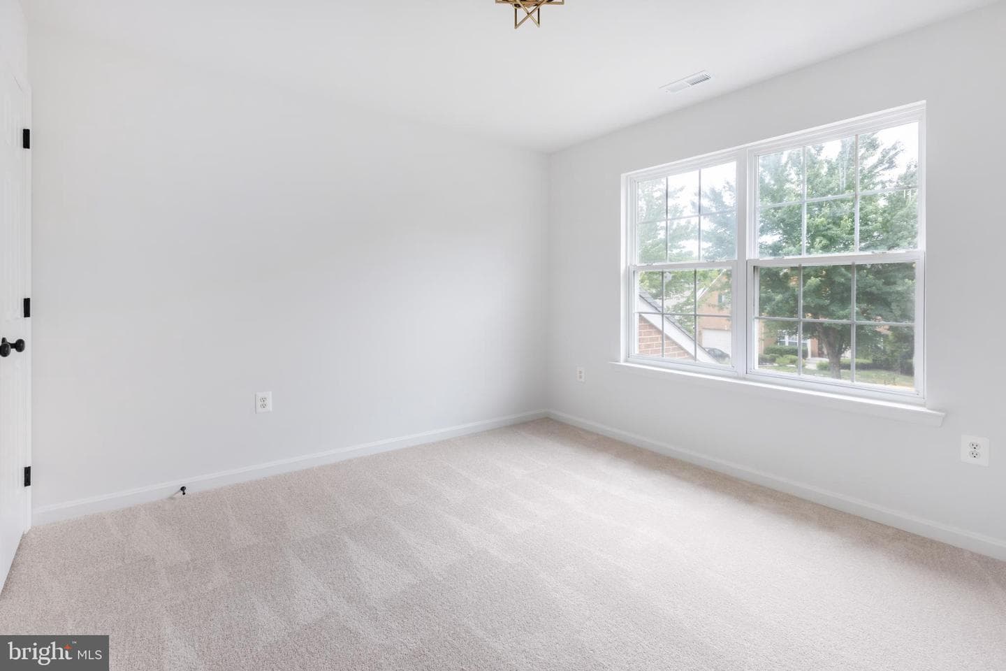 10404 Brightfield Lane photo 28