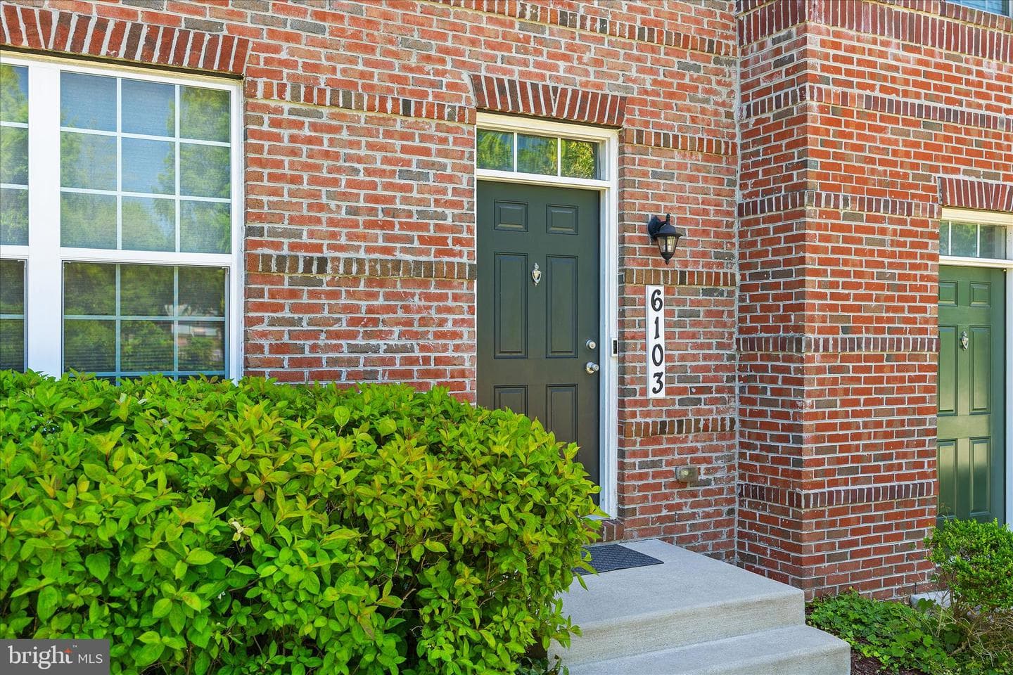 6103 Hanlon Street photo 2