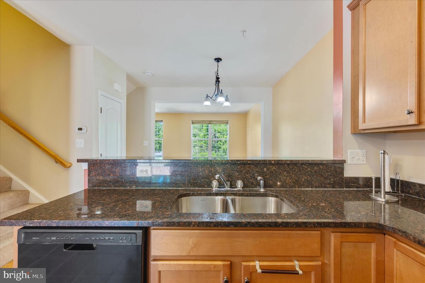 6103 Hanlon Street photo 9