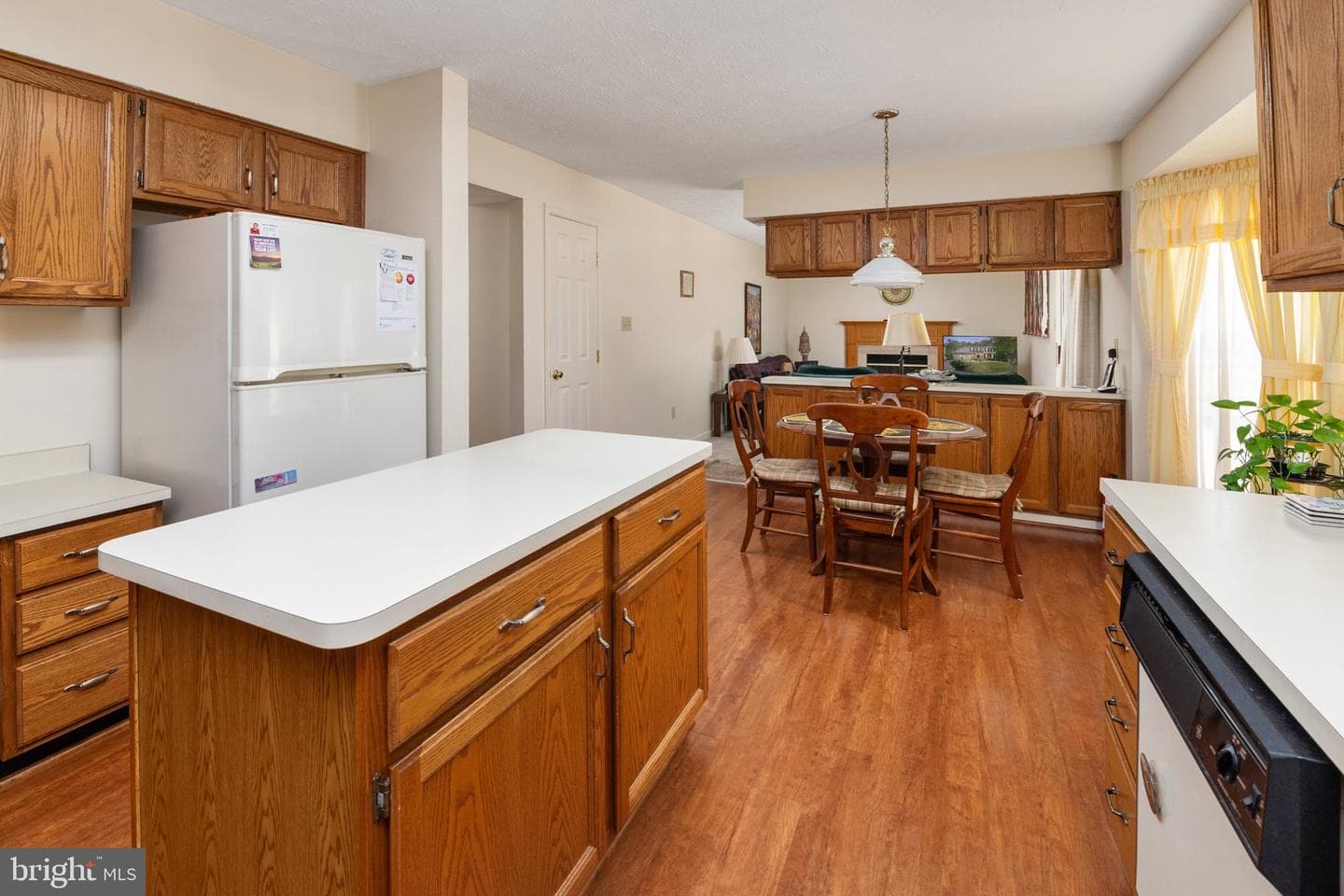 13313 Burleigh Street photo 12