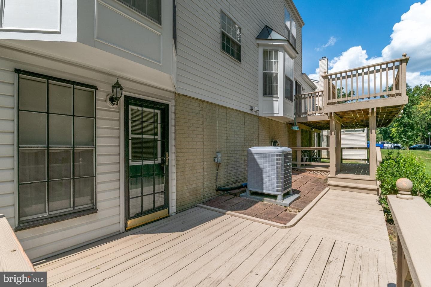 13313 Burleigh Street photo 40