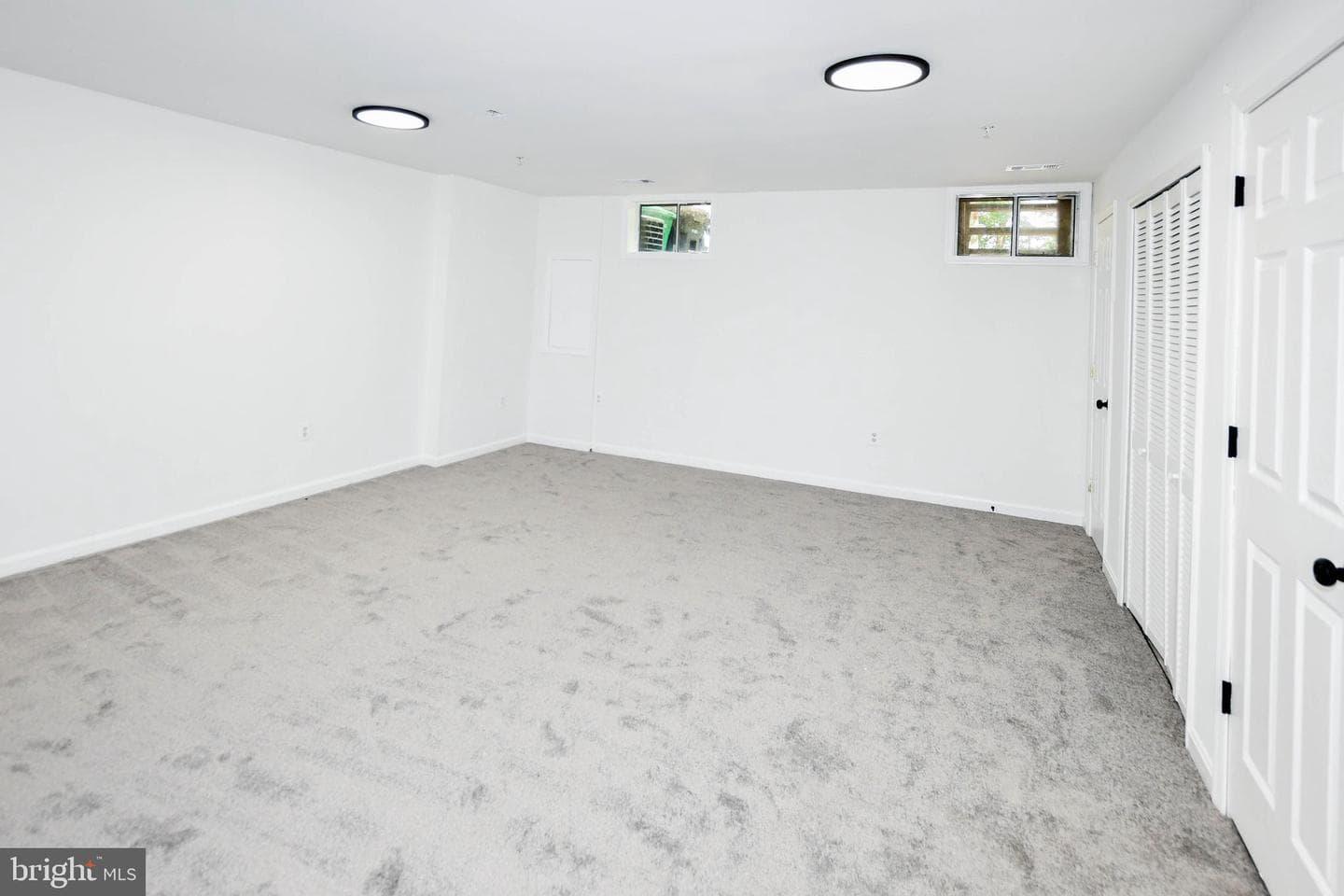 6907 Wildrose Court photo 24