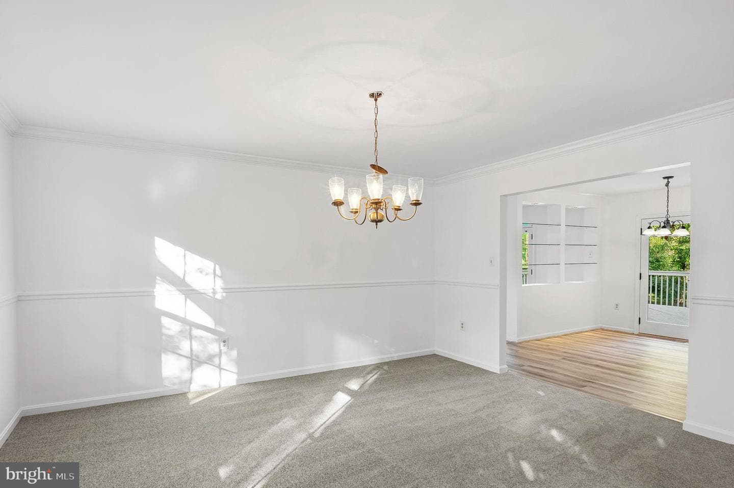 6105 Gallery St photo 10