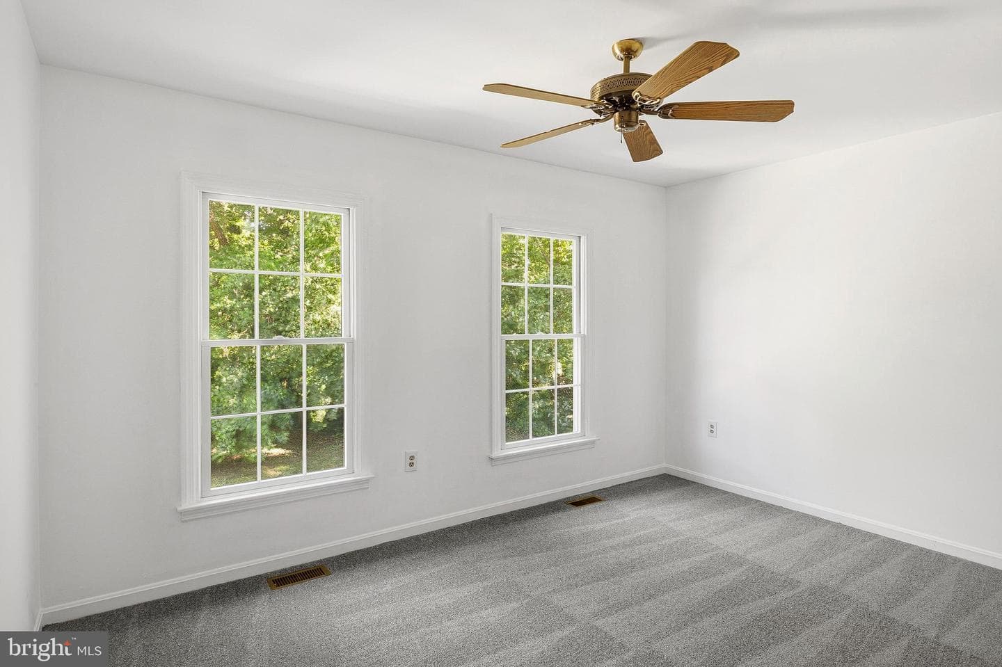 6105 Gallery St photo 32