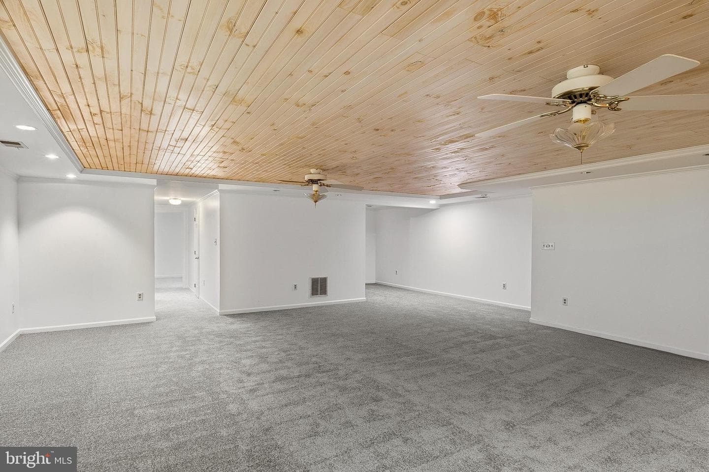 6105 Gallery St photo 36