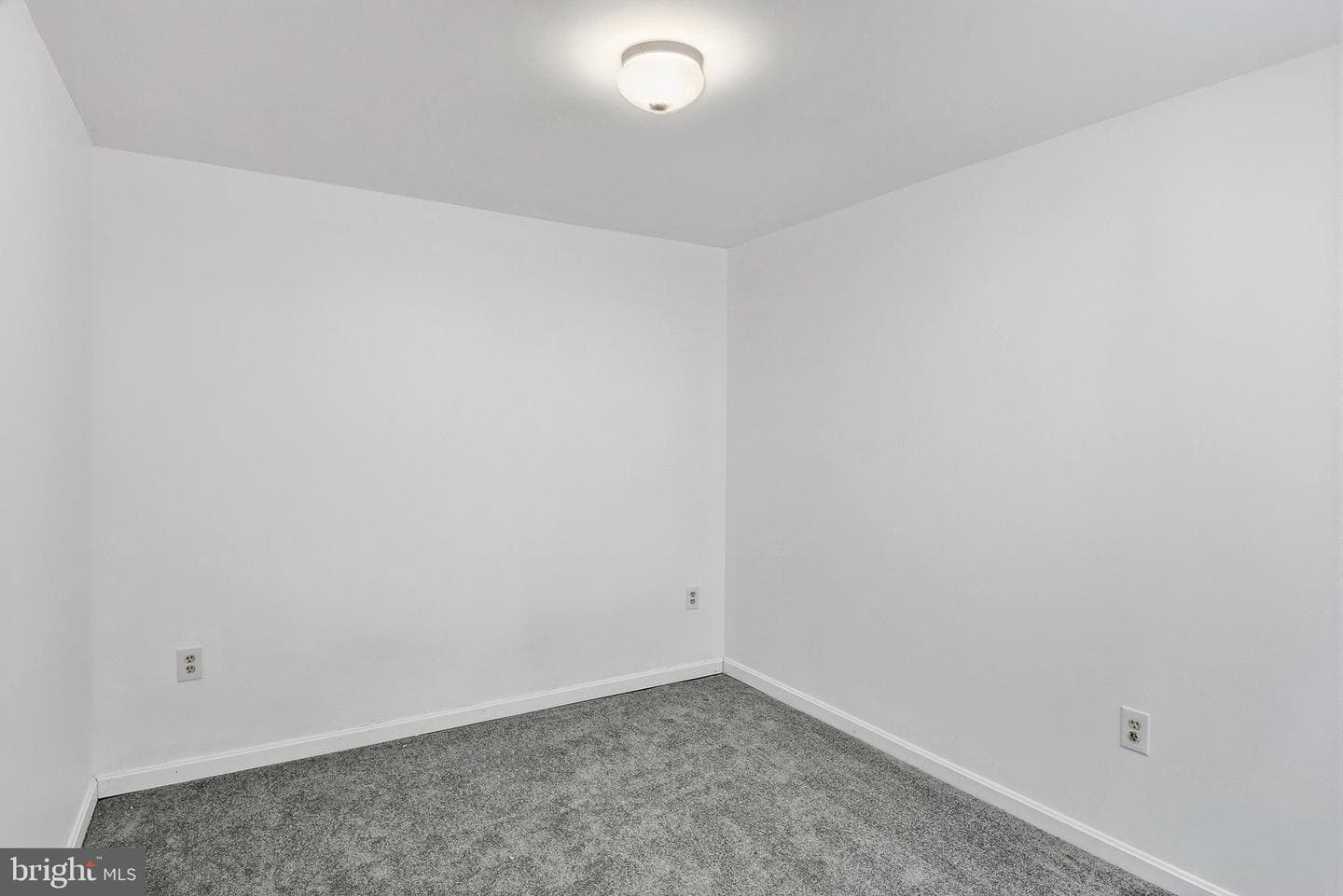6105 Gallery St photo 40