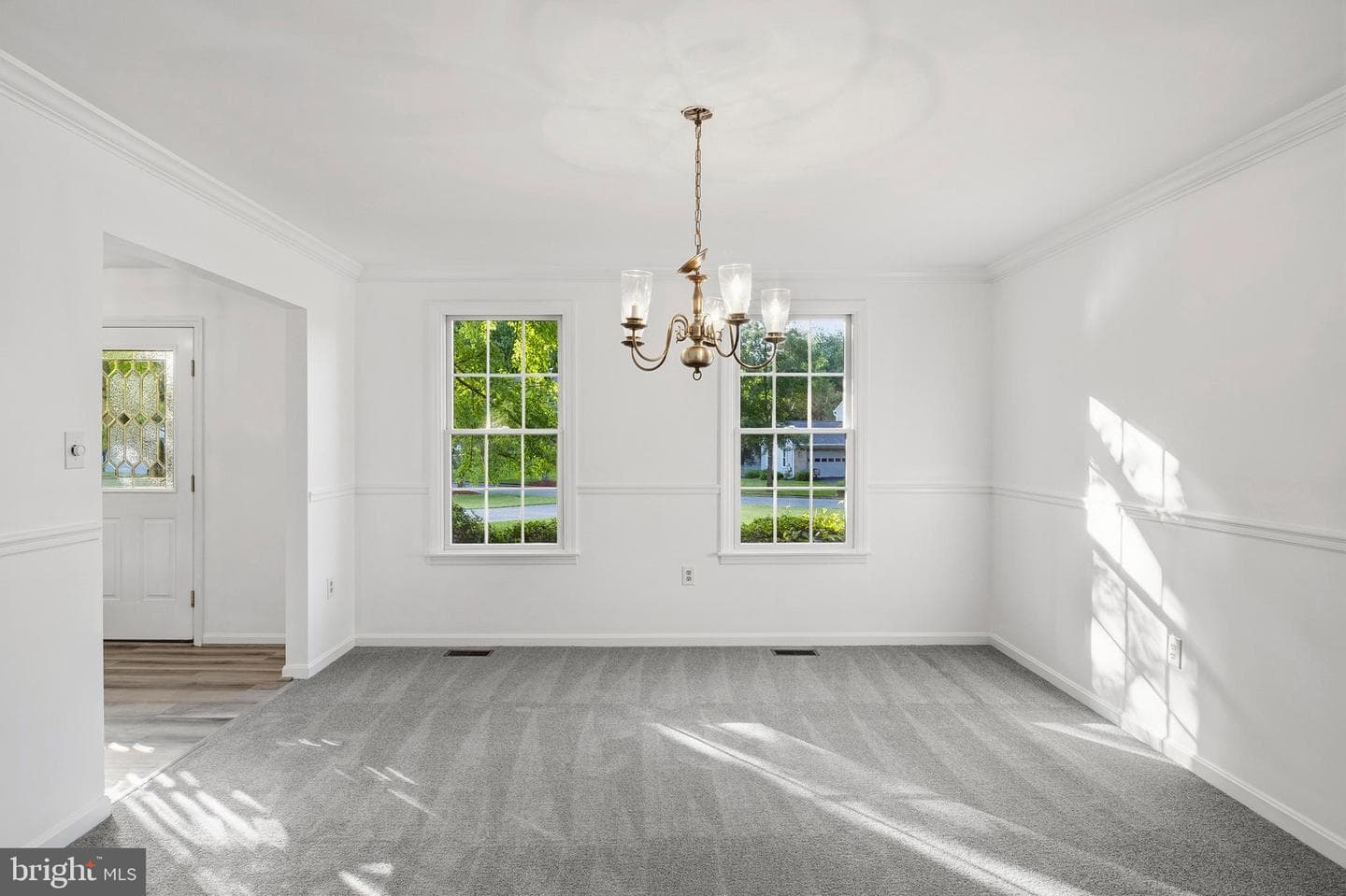 6105 Gallery St photo 9