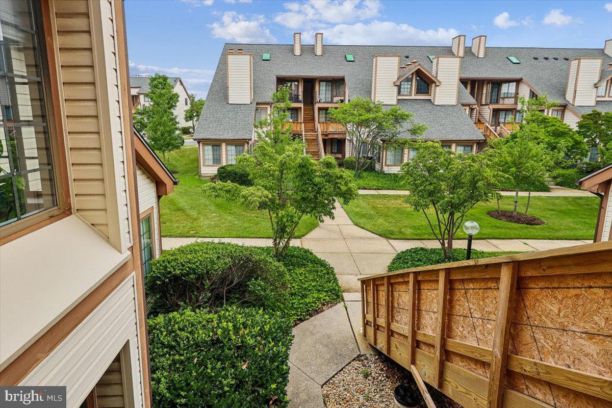 14011 Briston Street #11-E photo 4