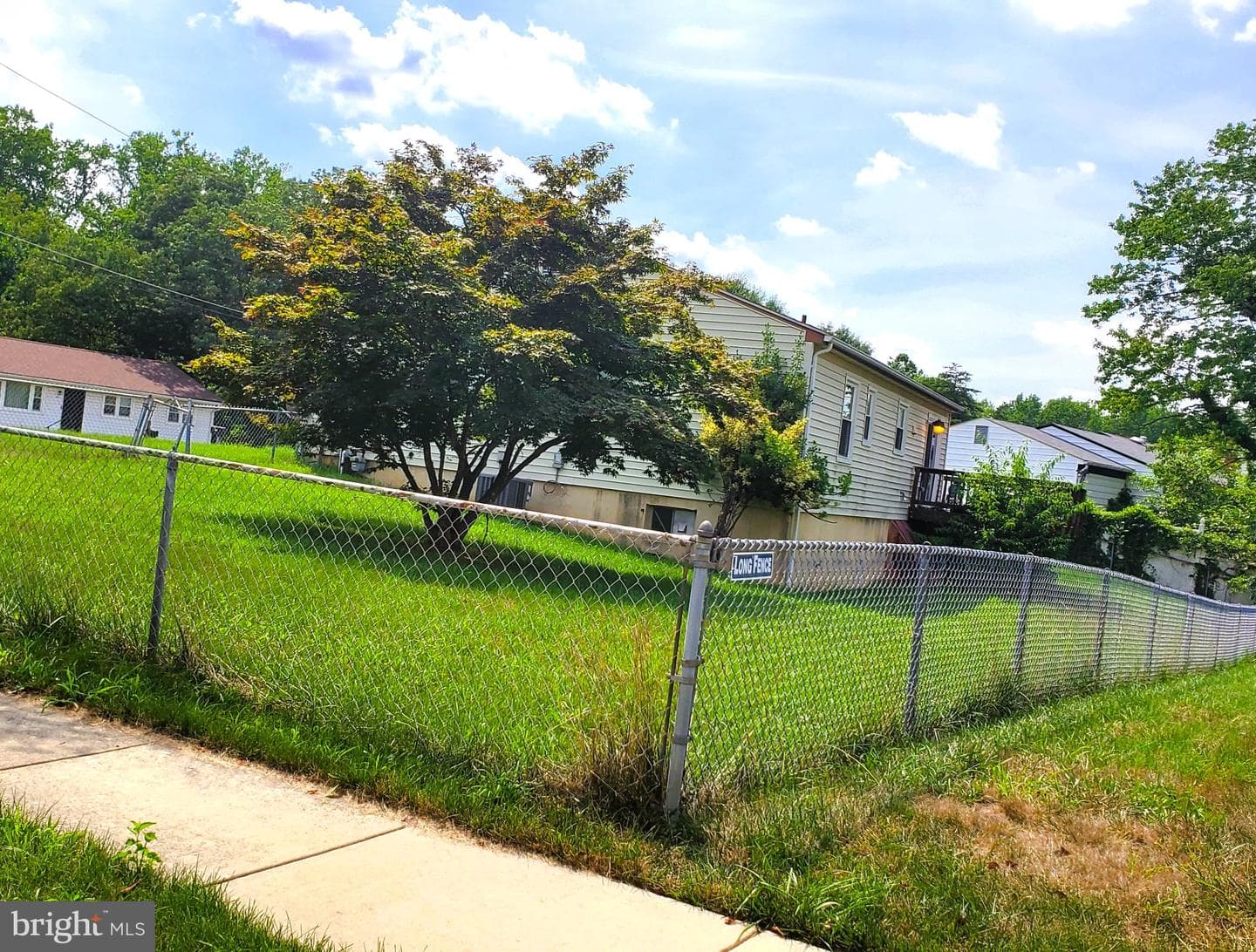 2704 John A Thompson Road photo 3