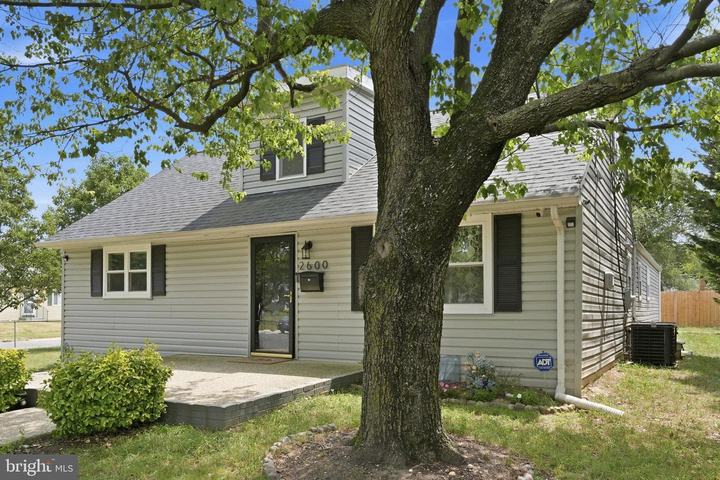 2600 Millvale Avenue photo 2