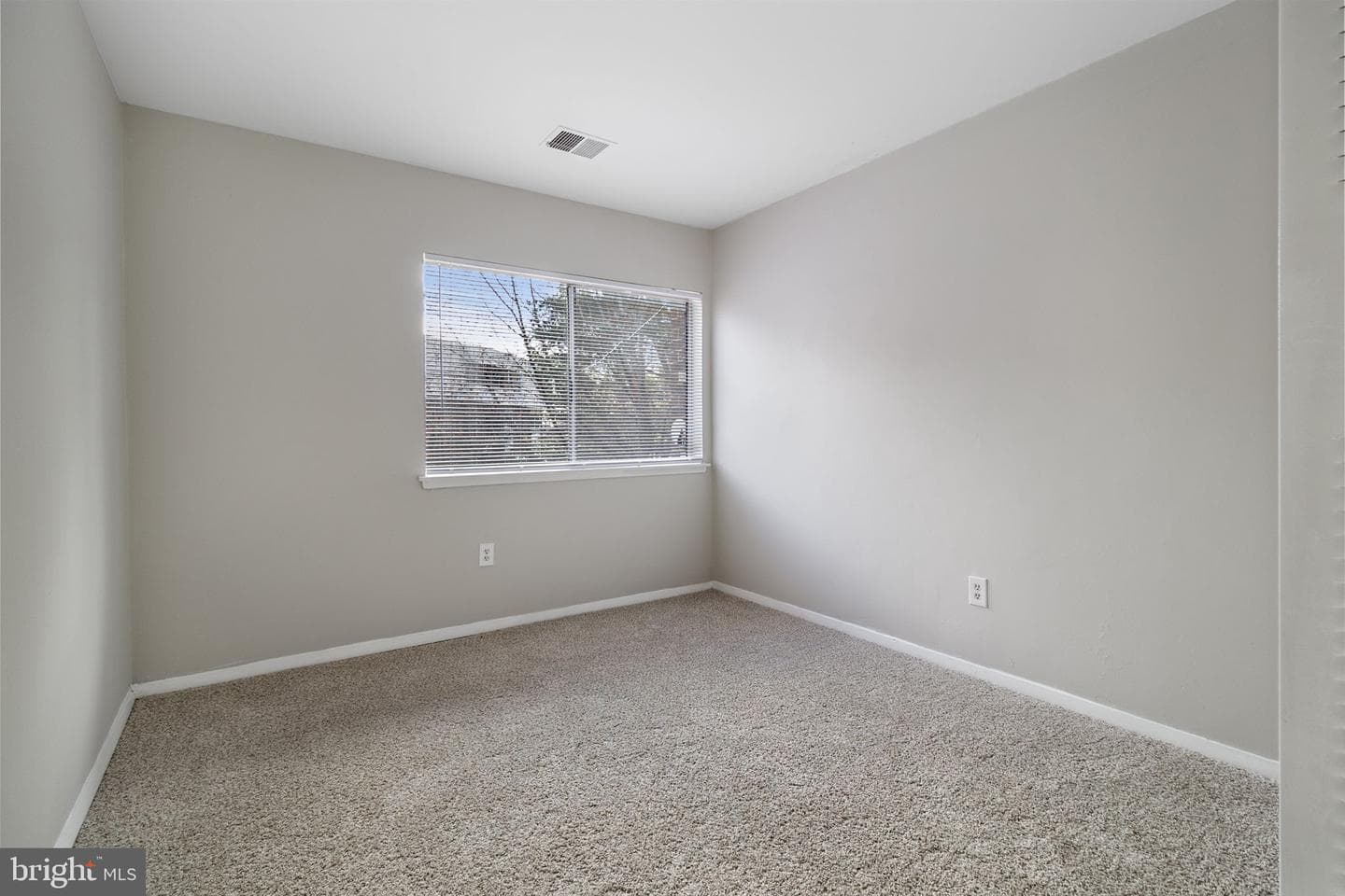 10239 Prince Place #26-102 photo 23