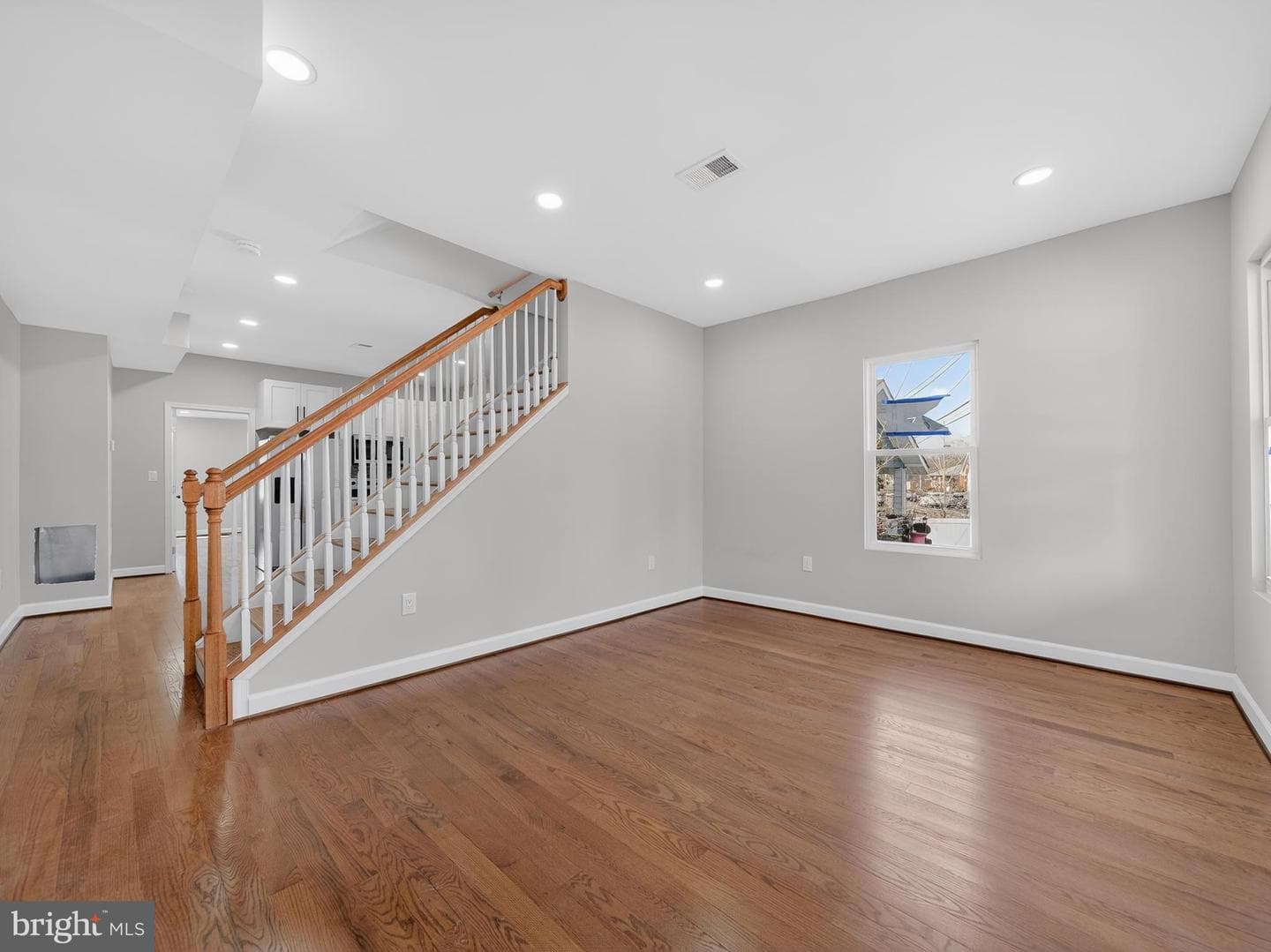 5919 Addison Road photo 13
