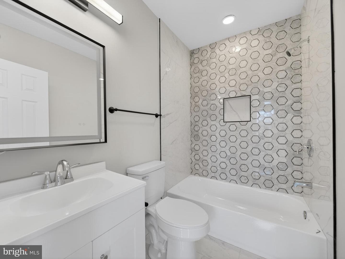 5919 Addison Road photo 30