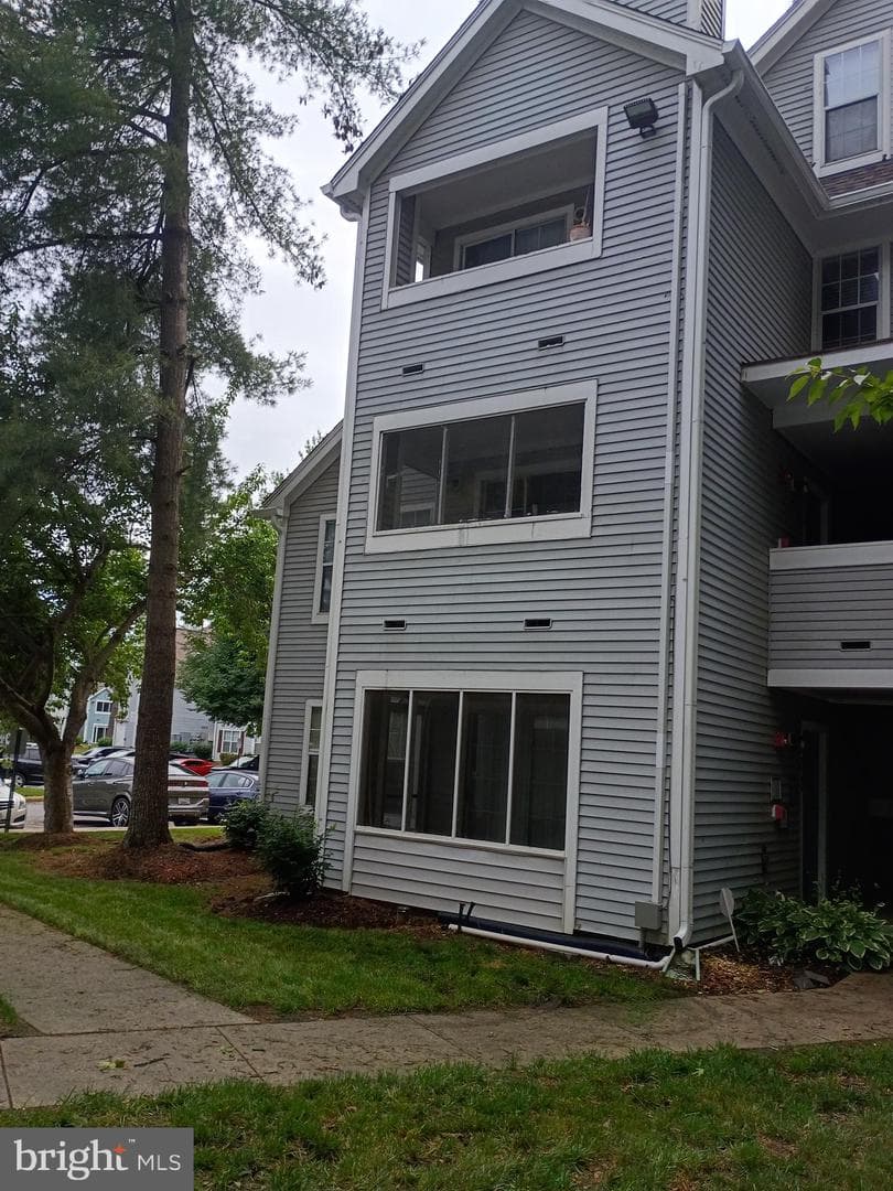 13560 Lord Sterling Place #9-4 photo 57