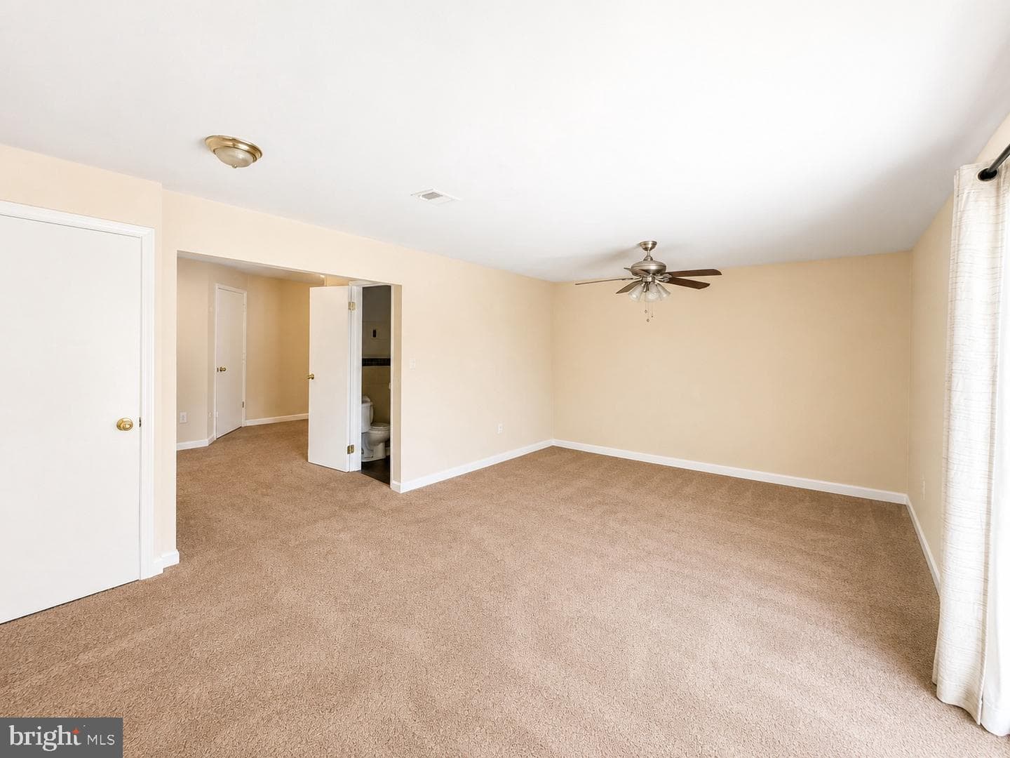 303 Meadow Way photo 15