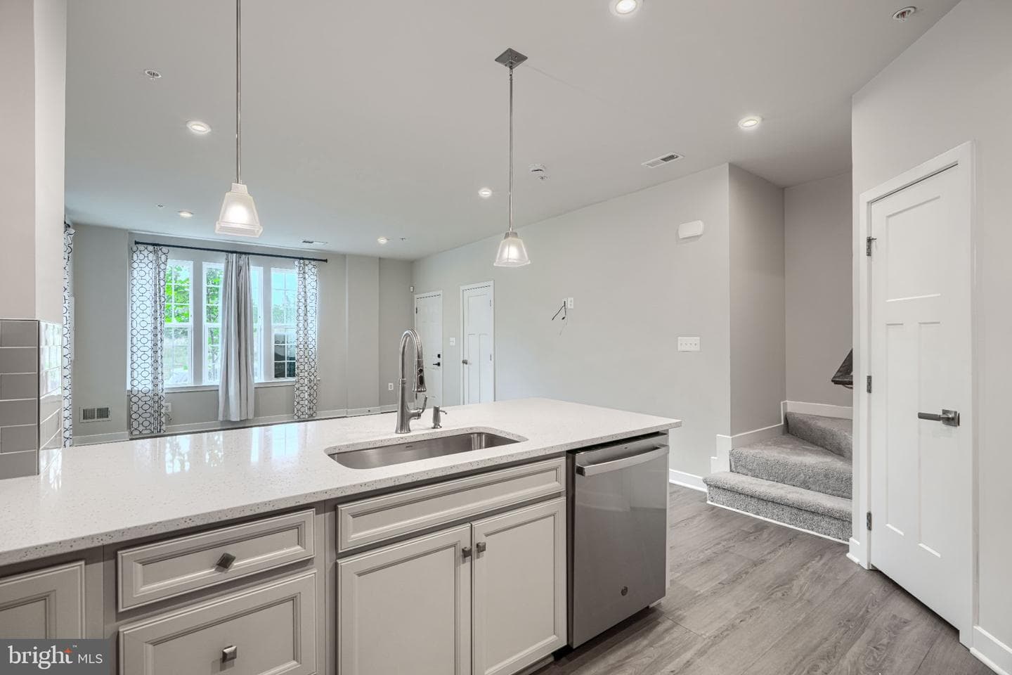 10720 Presidential Parkway photo 14