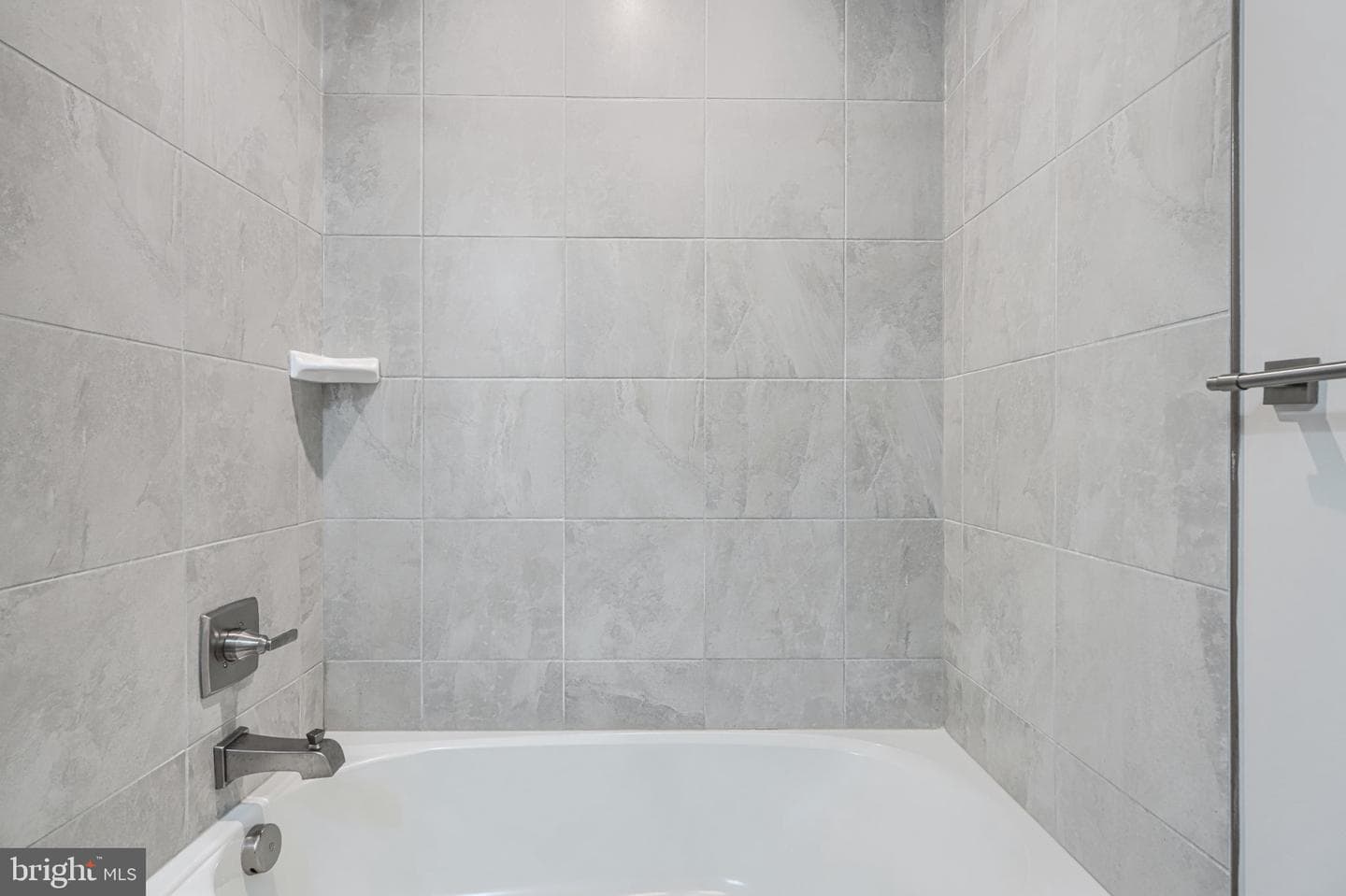 10720 Presidential Parkway photo 28