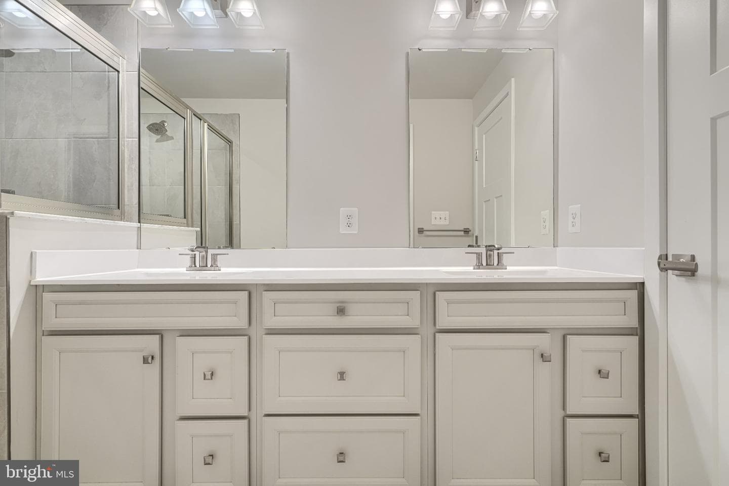 10720 Presidential Parkway photo 33