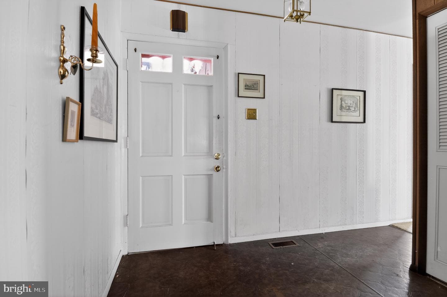 16109 Pond Meadow Lane photo 4
